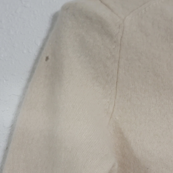 Charter Club Cashmere Sweater in Cream - Picture 5 of 5